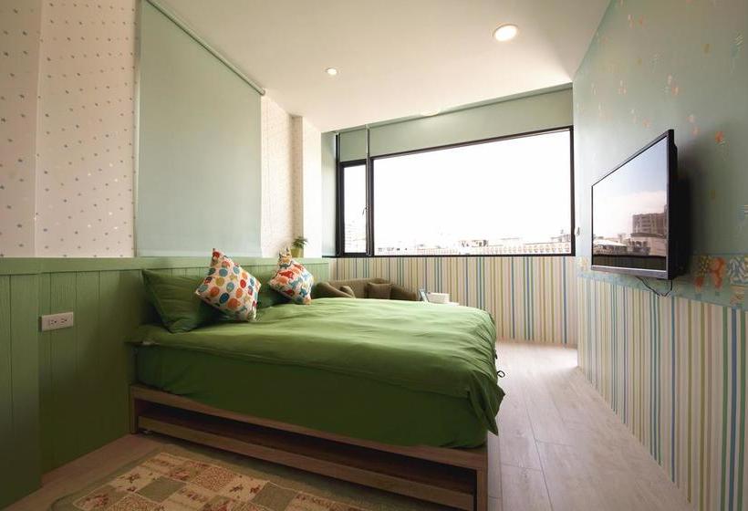 הוסטל 宜蘭羅東迷彩民宿 大吉迷彩