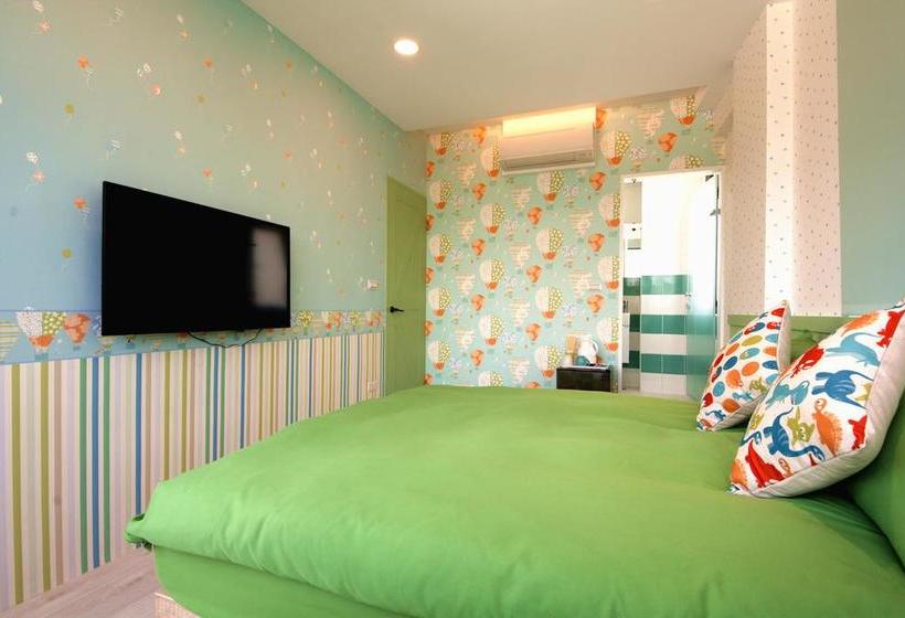 הוסטל 宜蘭羅東迷彩民宿 大吉迷彩