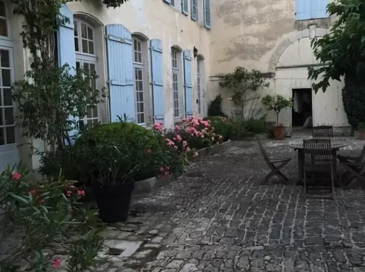B&b Le Jardin De Carco