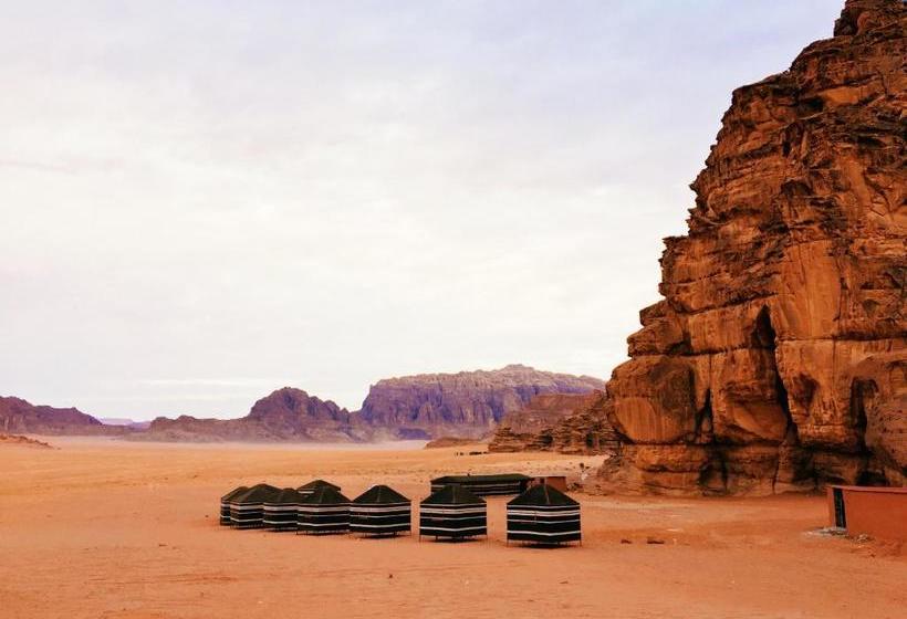 تختخواب و صبحانه Desert Bird Camp