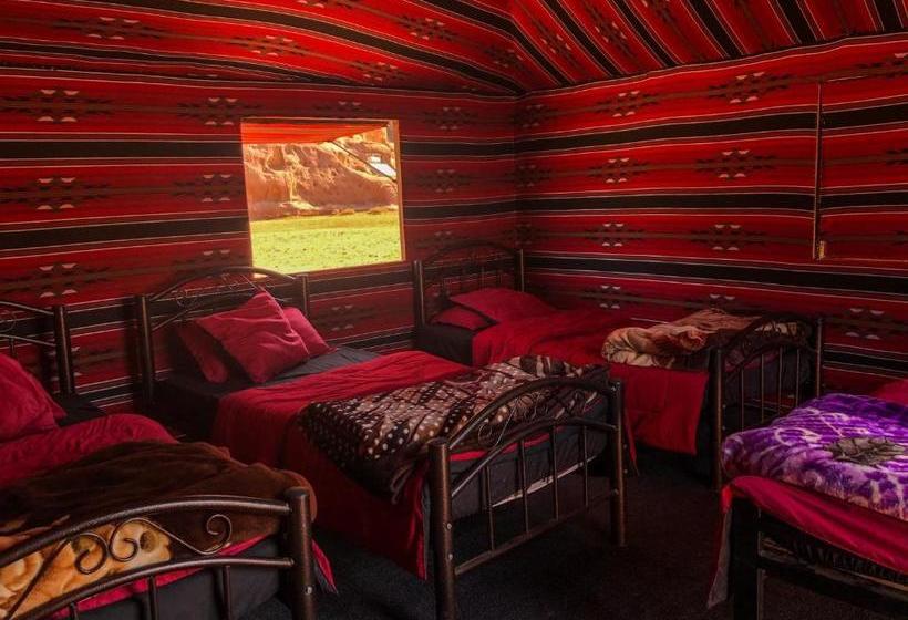 تختخواب و صبحانه Desert Bird Camp