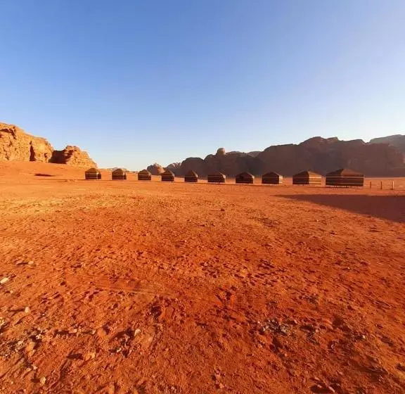تختخواب و صبحانه Desert Bird Camp