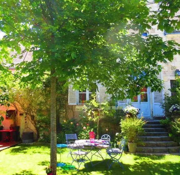 تختخواب و صبحانه La Fenice Beauval