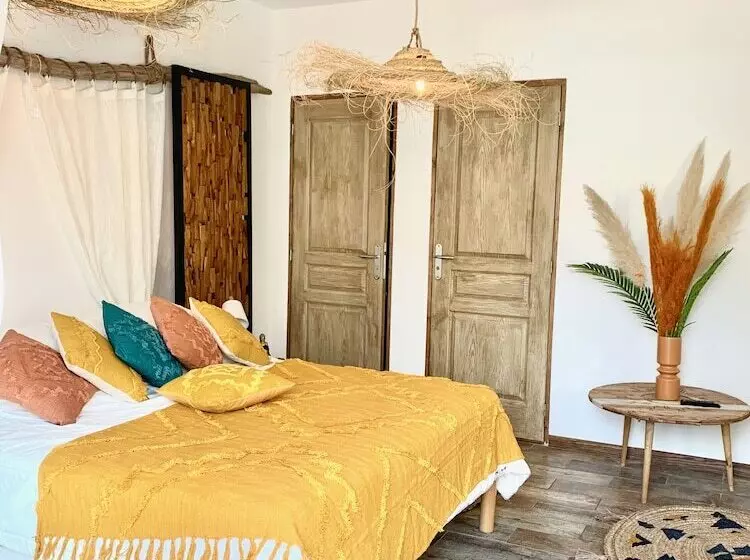 Aamiaismajoitus (B&B) La Villa Tosca