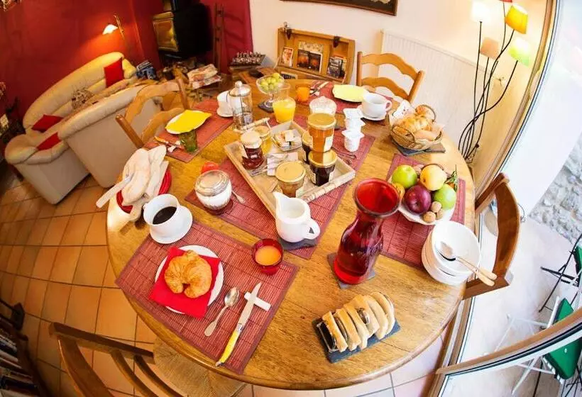 Aamiaismajoitus (B&B) L'arche Des Chapeliers