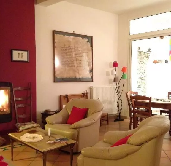 Aamiaismajoitus (B&B) L'arche Des Chapeliers