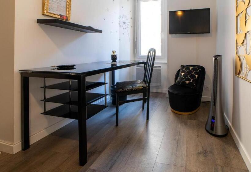 Nocleg ze śniadaniem Le Félix Grat Lavaloc