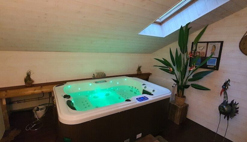 تختخواب و صبحانه Villa Bora Bora