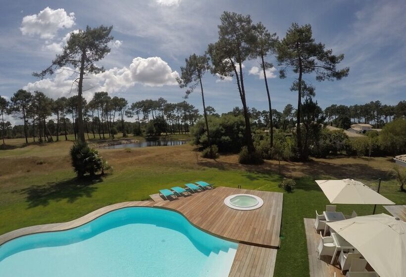 تختخواب و صبحانه Villa Bora Bora