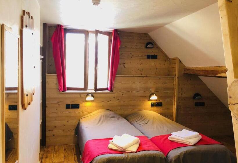 هتل Auberge D+ Valloire Galibier