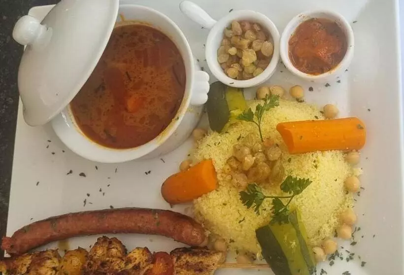 ホテル Le Clémenceau Hôtel Et Appart Hôtel & Restaurant Gare Sncf Centre Ville