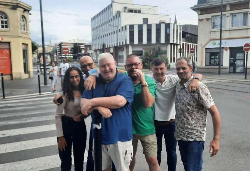 هتل Le Clémenceau Hôtel Et Appart Hôtel & Restaurant Gare Sncf Centre Ville