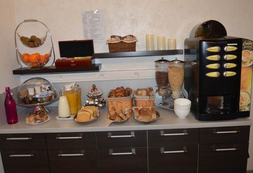 בית מלון כפרי Restaurant Le Bellevue