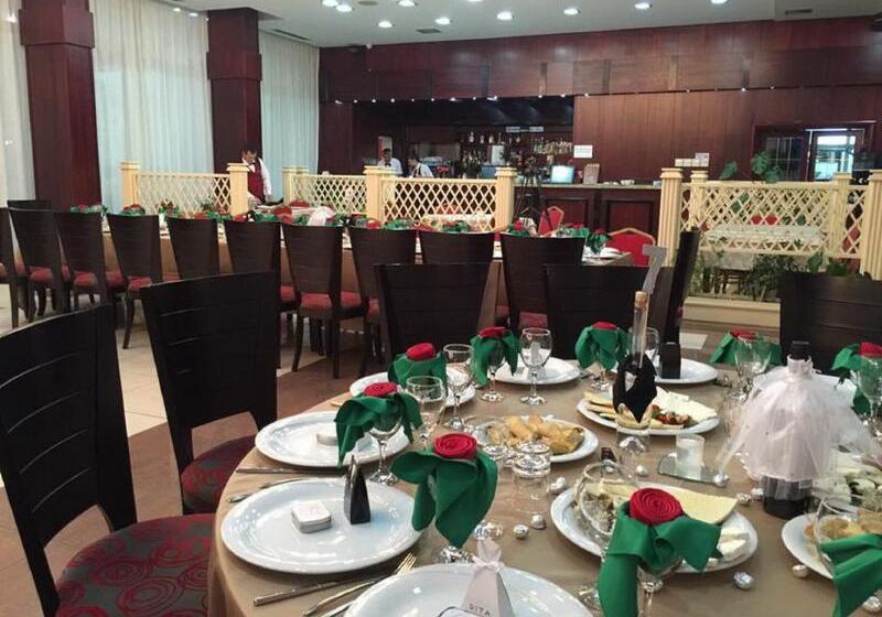 בית מלון כפרי Rozafa