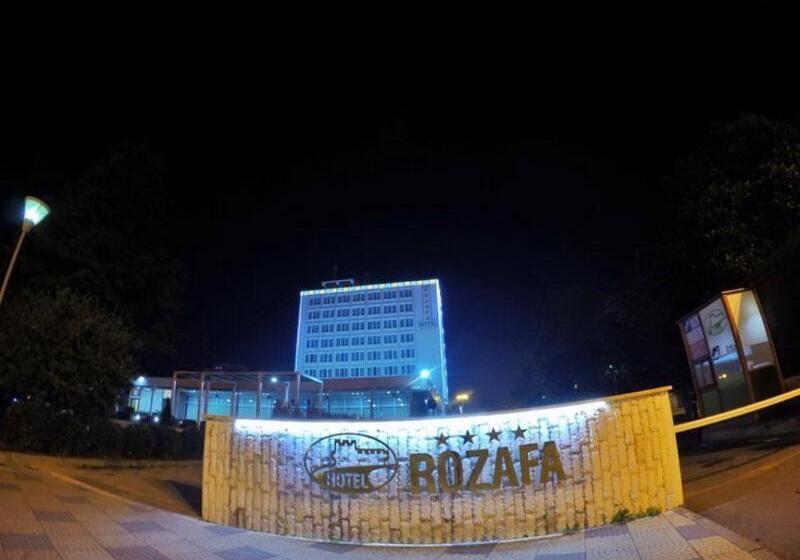 בית מלון כפרי Rozafa