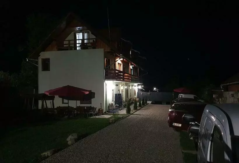 Pensiunea Leia Transfăgărășan