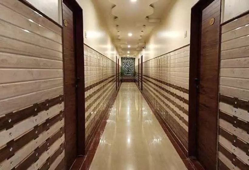 Fabhotel Sai Mrinalini