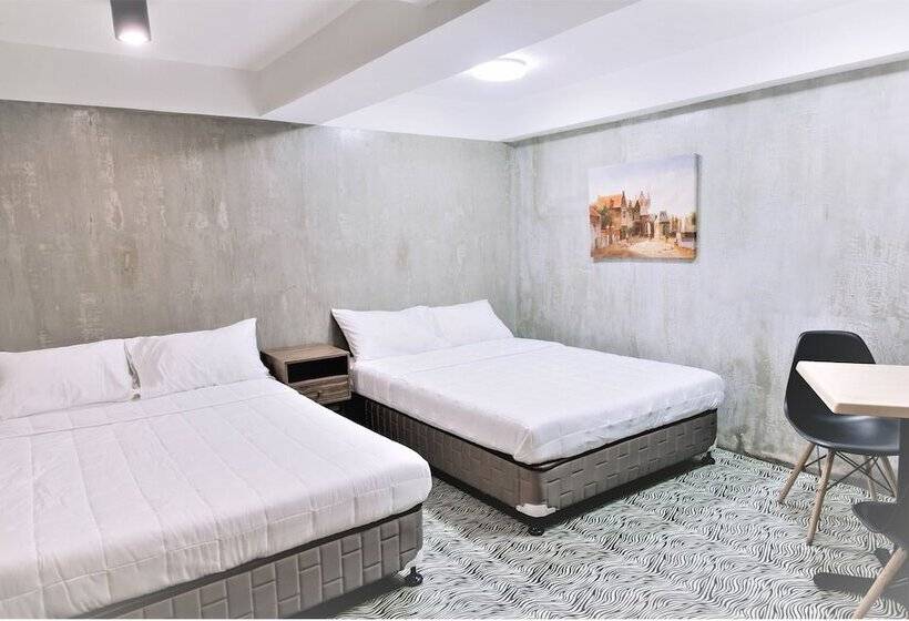 Hotelli Rcee Place By Oyo