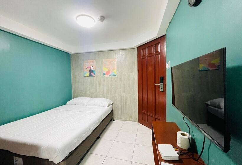 Hotelli Rcee Place By Oyo