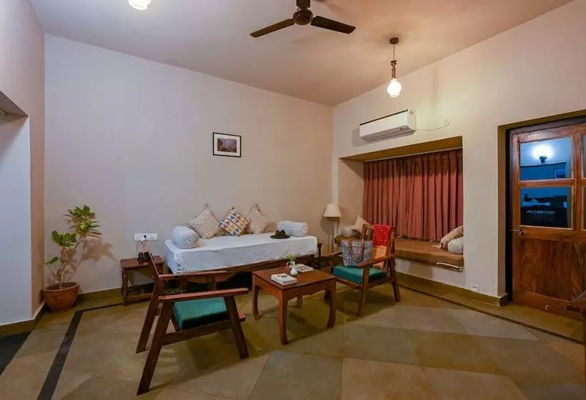 ホテル Sariska Courtyard By Armr Hospitality