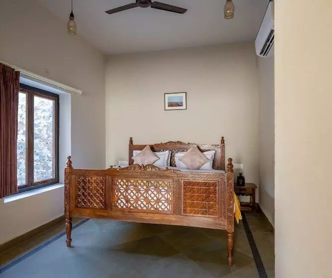 ホテル Sariska Courtyard By Armr Hospitality