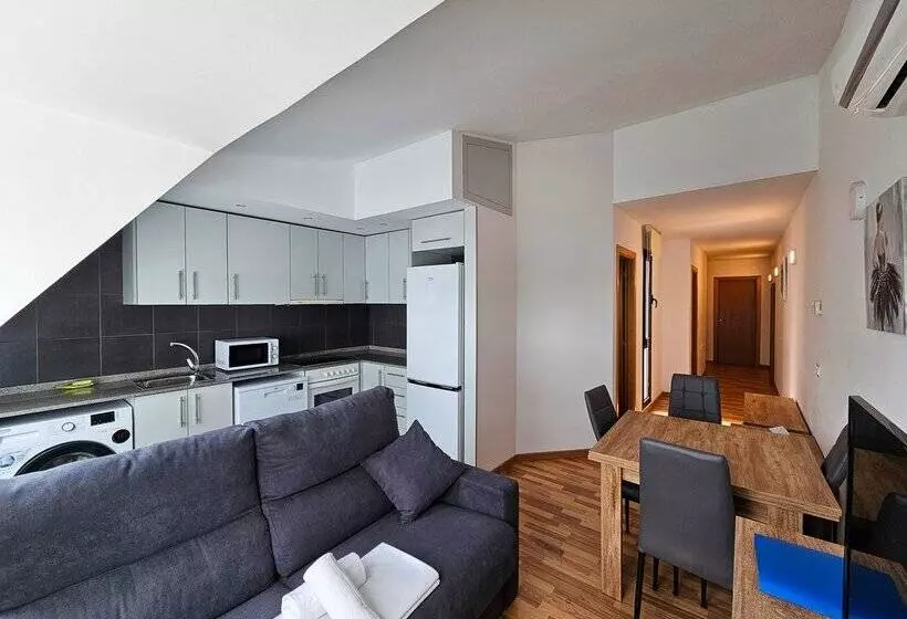 Apartamentos La Solana Deluxe 3000