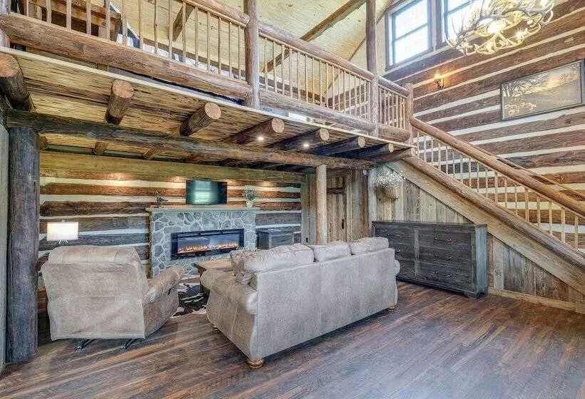 Bedford Cabin W/ Porch, 5 Mi To Historic District!