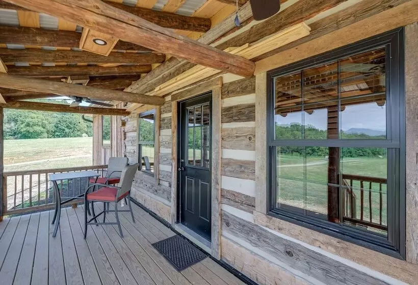 Bedford Cabin W/ Porch, 5 Mi To Historic District!