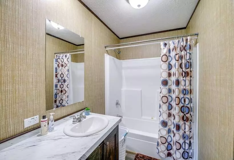 Dog Friendly Home W/ Mtn Views In Chilhowie!