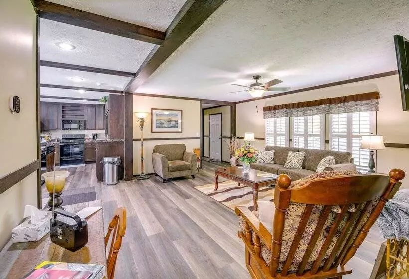 Dog Friendly Home W/ Mtn Views In Chilhowie!