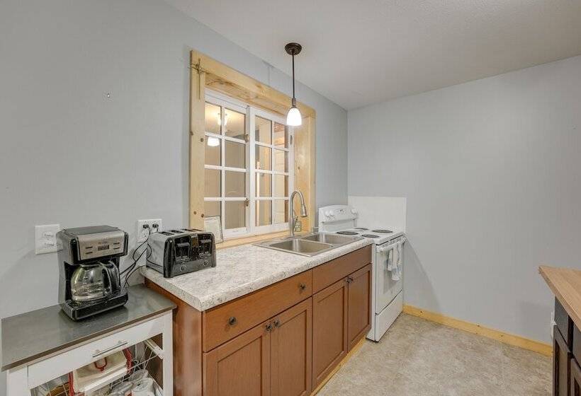 Decatur House: Fishing, Skiing, & Golfing!