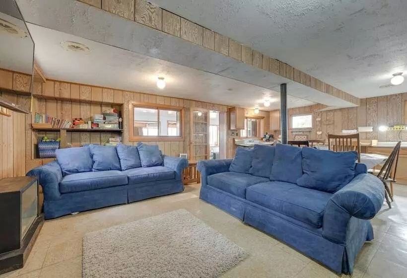 Decatur House: Fishing, Skiing, & Golfing!