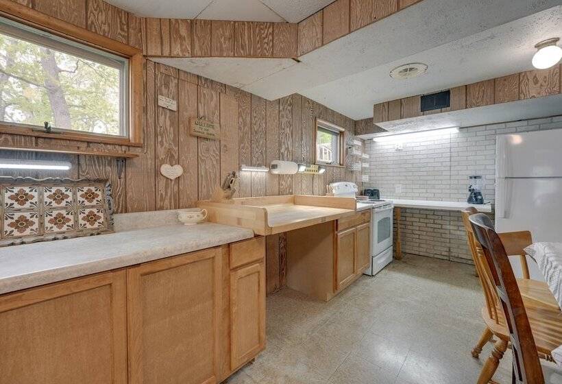 Decatur House: Fishing, Skiing, & Golfing!