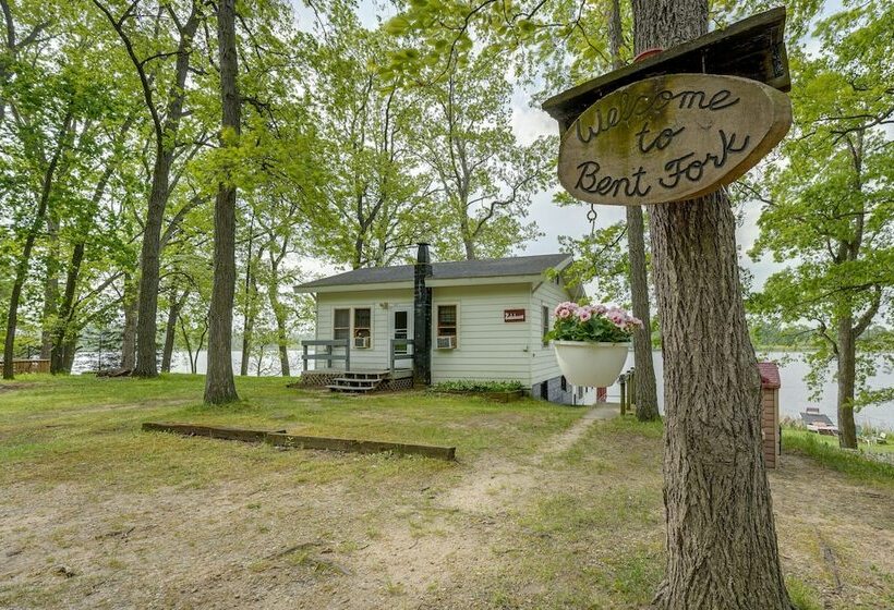 Decatur House: Fishing, Skiing, & Golfing!