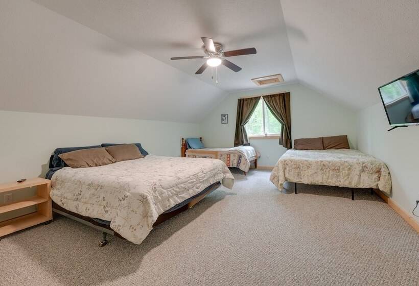 Decatur House: Fishing, Skiing, & Golfing!