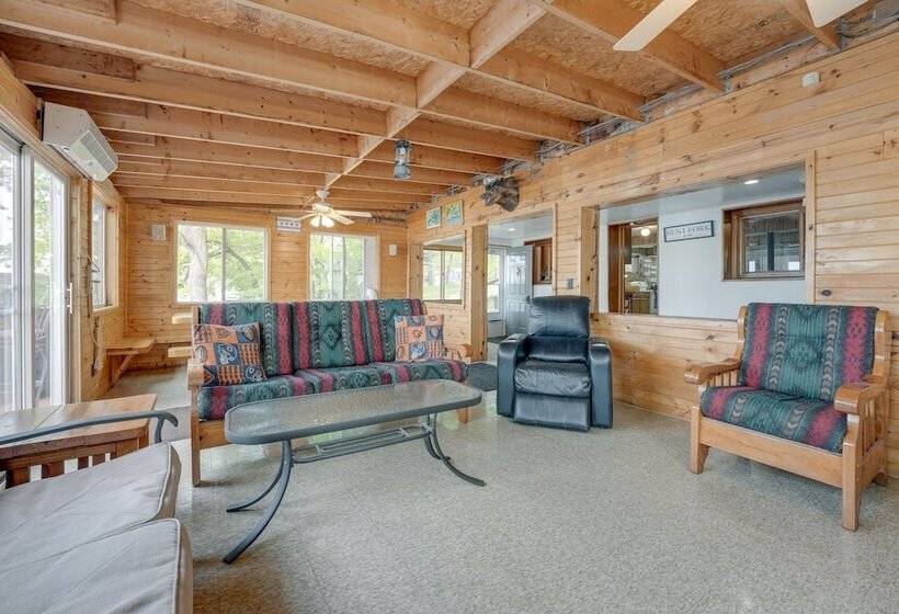 Decatur House: Fishing, Skiing, & Golfing!