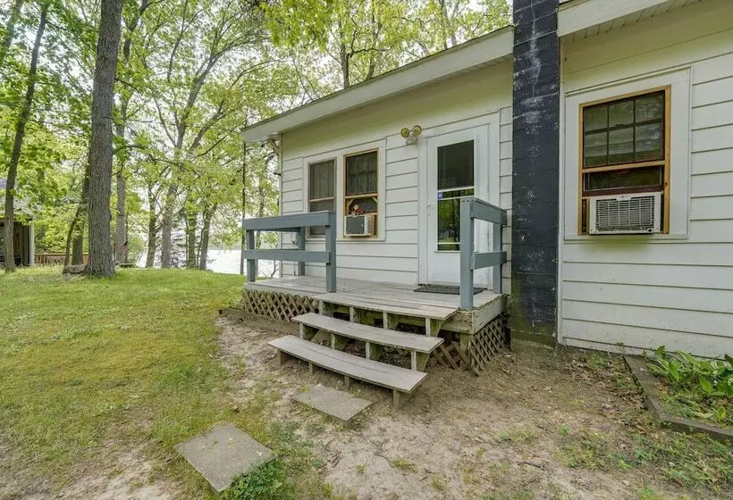 Decatur House: Fishing, Skiing, & Golfing!