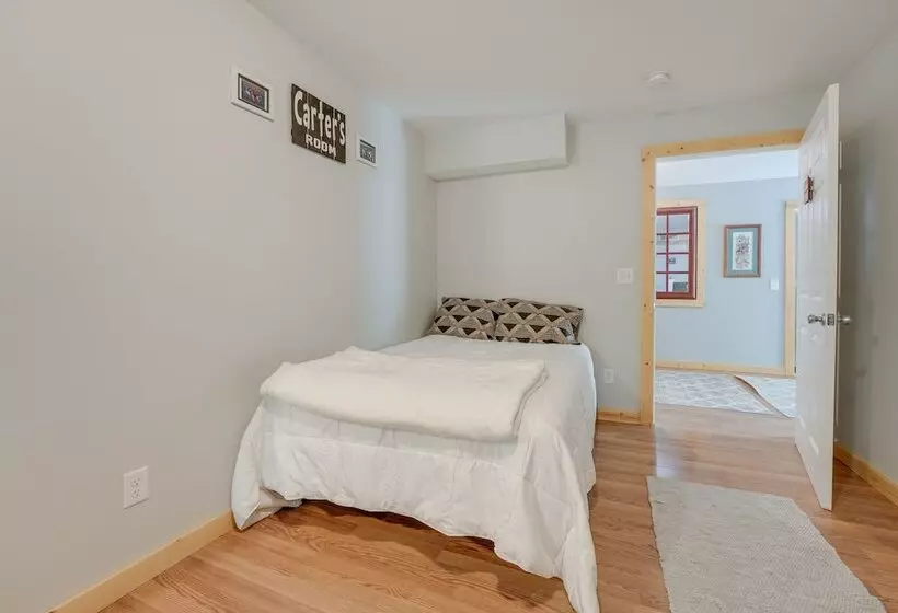 Decatur House: Fishing, Skiing, & Golfing!