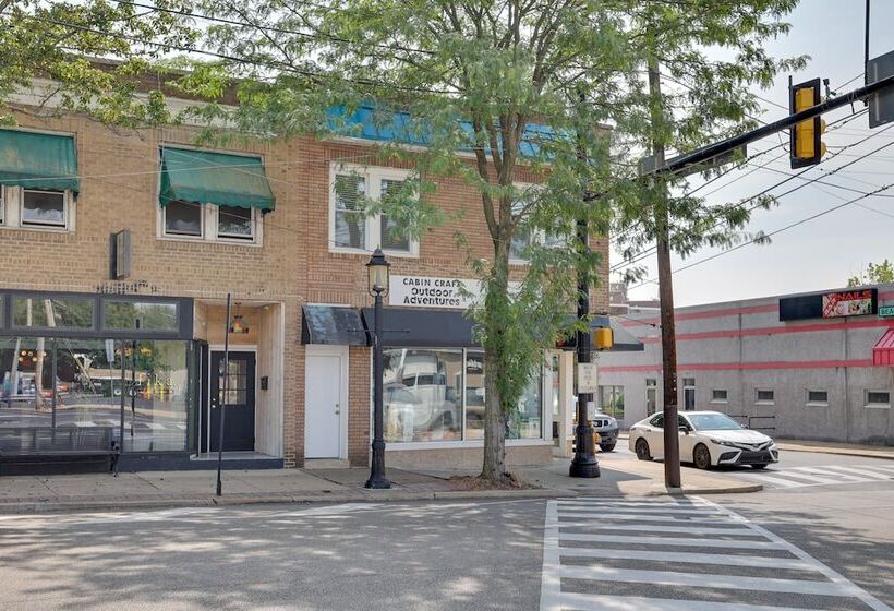 Hatboro Retreat: Steps From Shopping & Dining!