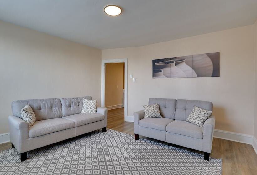 Hatboro Retreat: Steps From Shopping & Dining!