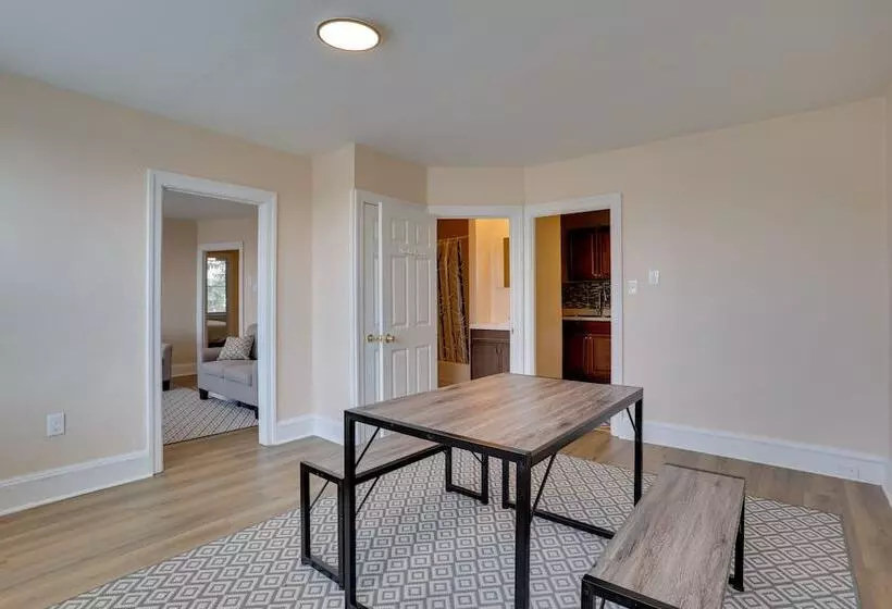 Hatboro Retreat: Steps From Shopping & Dining!
