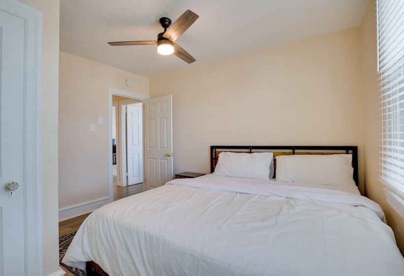 Hatboro Retreat: Steps From Shopping & Dining!