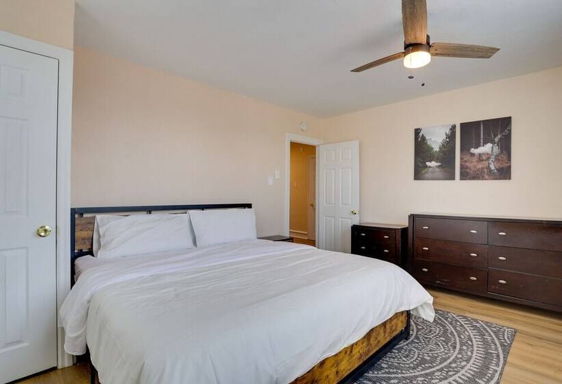 Hatboro Retreat: Steps From Shopping & Dining!