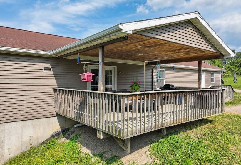 Heaven On The Hill  Retreat W/ Deck + Gas Grill!