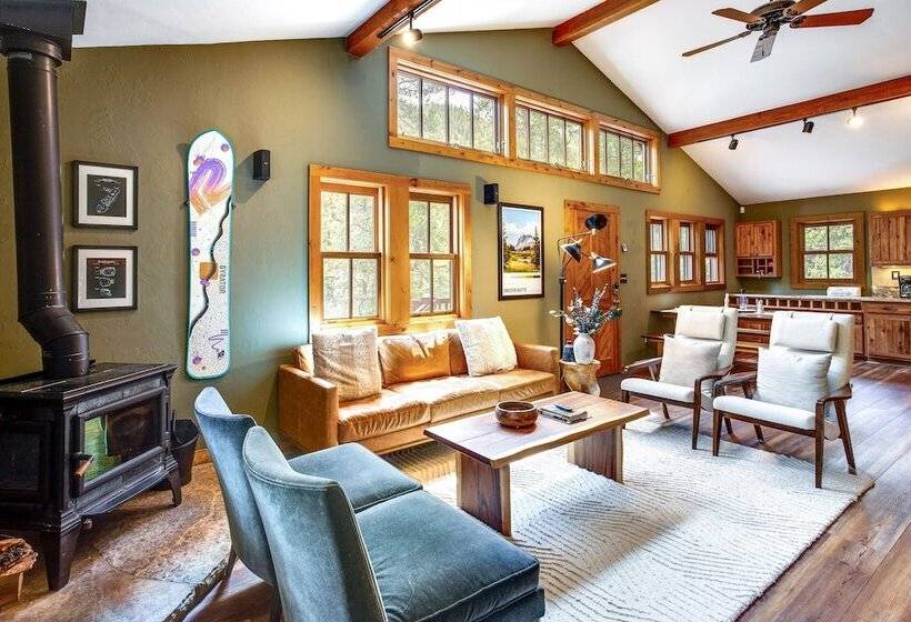 Hike, Bike, Raft: Colorado Home Near Crested Butte