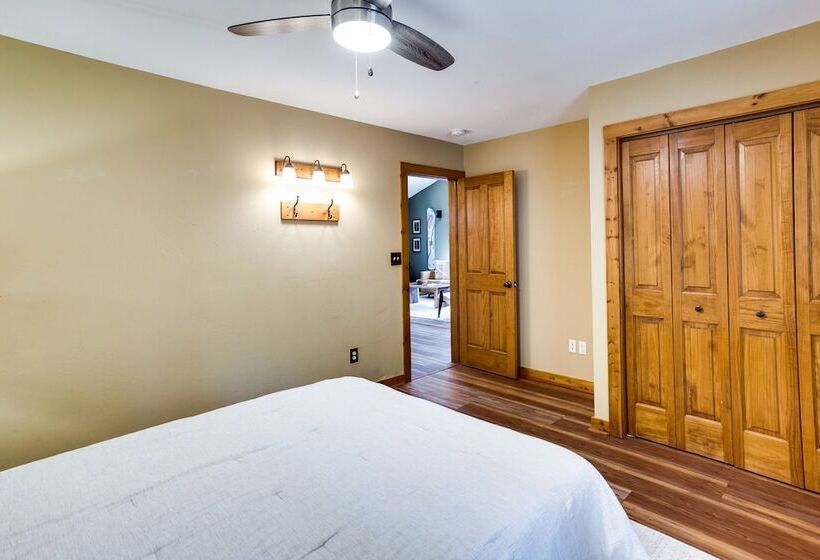 Hike, Bike, Raft: Colorado Home Near Crested Butte