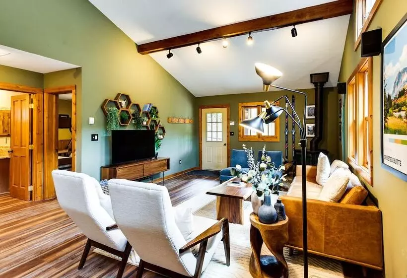 Hike, Bike, Raft: Colorado Home Near Crested Butte