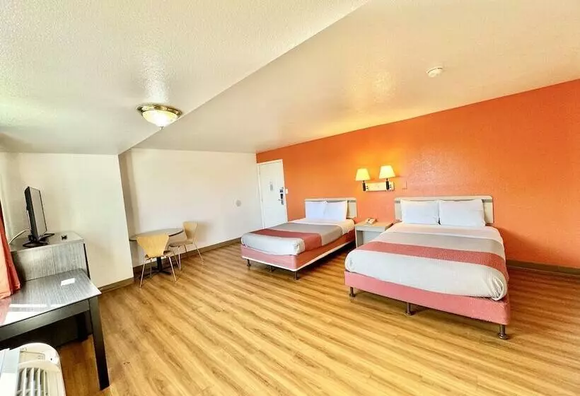 Hotelli Studio 6 Bellflower Ca Los Angeles