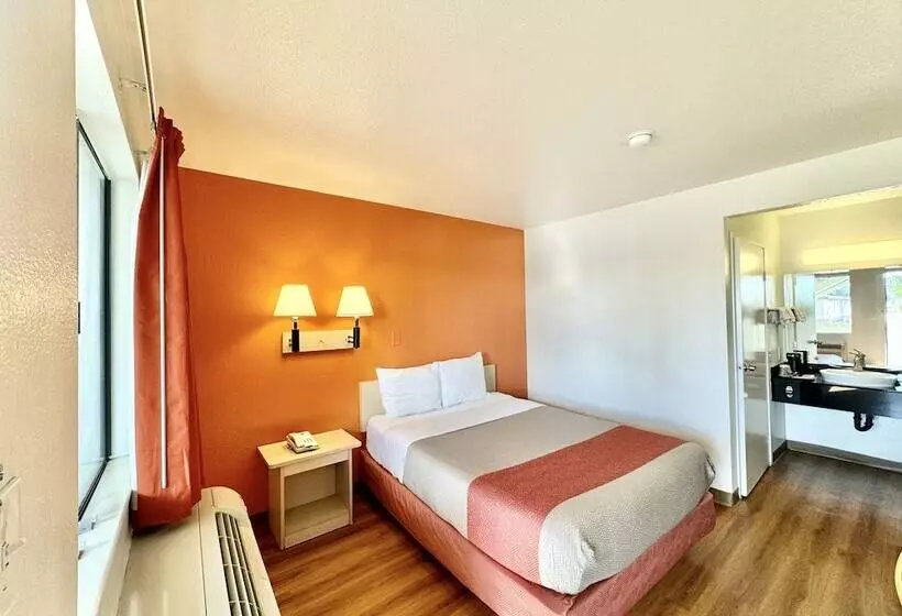 Hotelli Studio 6 Bellflower Ca Los Angeles