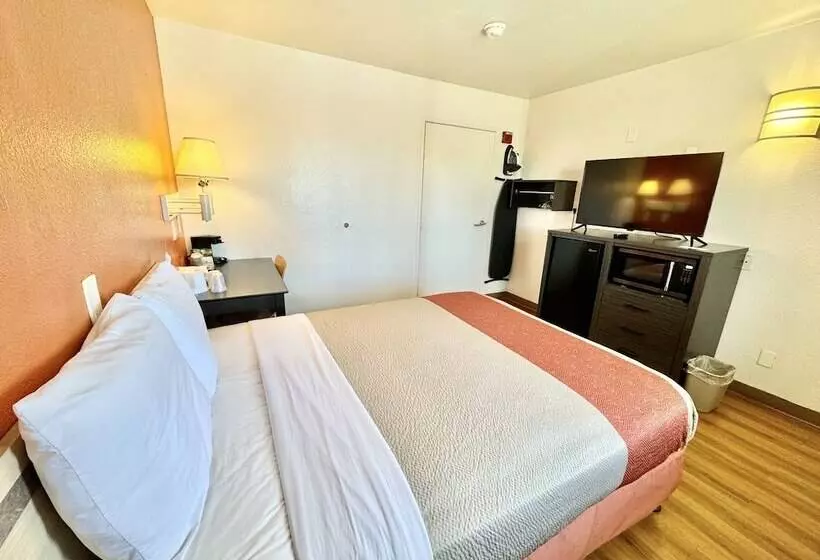 Hotelli Studio 6 Bellflower Ca Los Angeles